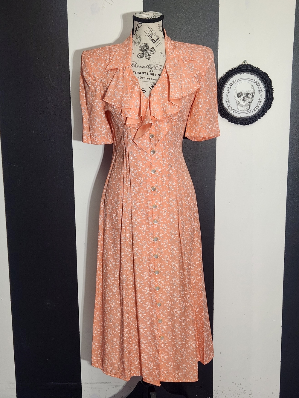 Vintage Pink Button Floral Ruffle-Front Midi Dress